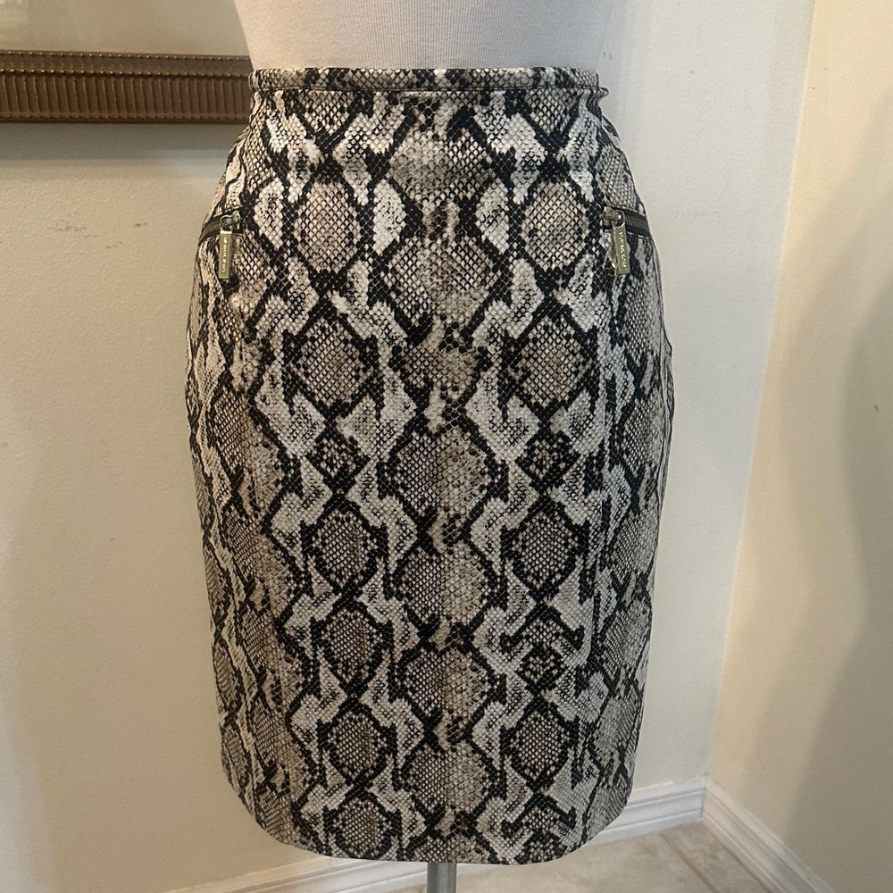 Michael Kors Snake Print Skirt w/ Gold Hip Zippers Size 10P